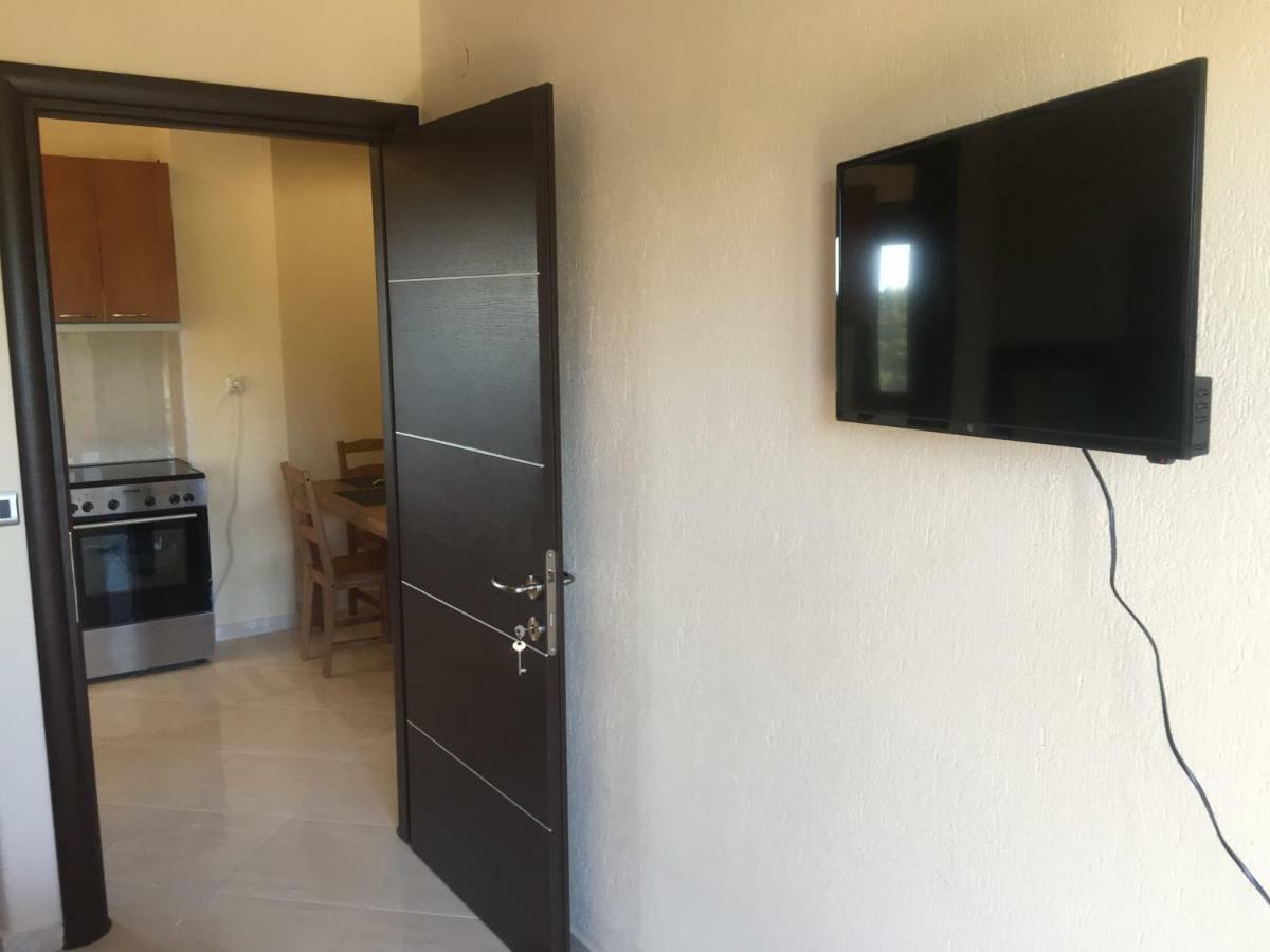 Elani Apartments سيفيري المظهر الخارجي الصورة
